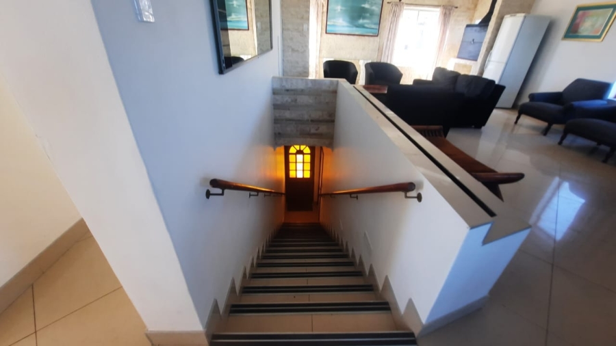 To Let 2 Bedroom Property for Rent in Bettys Bay Western Cape